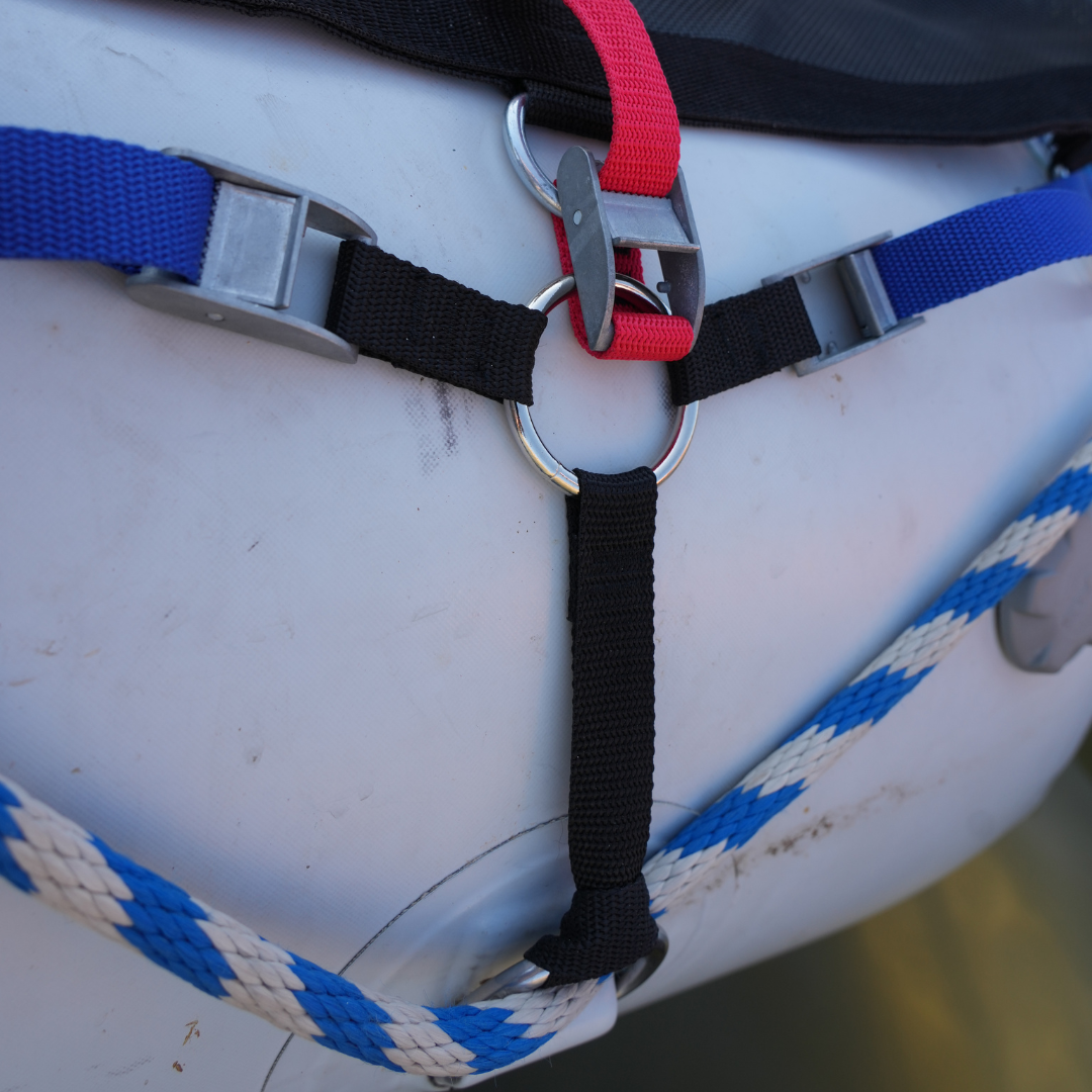 gear cover attachment using modular cam straps